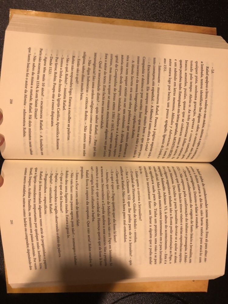 Livro A mentira sagrada
