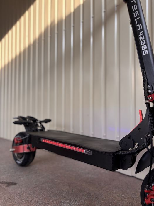 Эоектросамокат tesla 40000