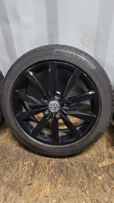Alufelgi VW Dijon 17" 5x112 z oponami 205/50 R17 Golf 7 6 GTI Touran