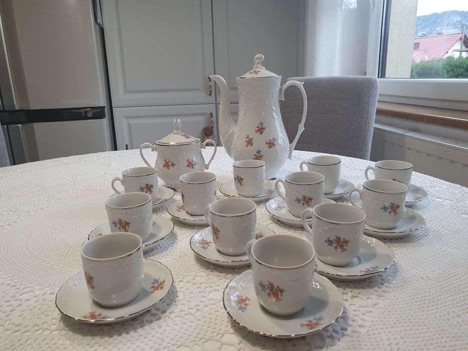 Zestaw kawowy porcelana Ćmielów 12+1+1