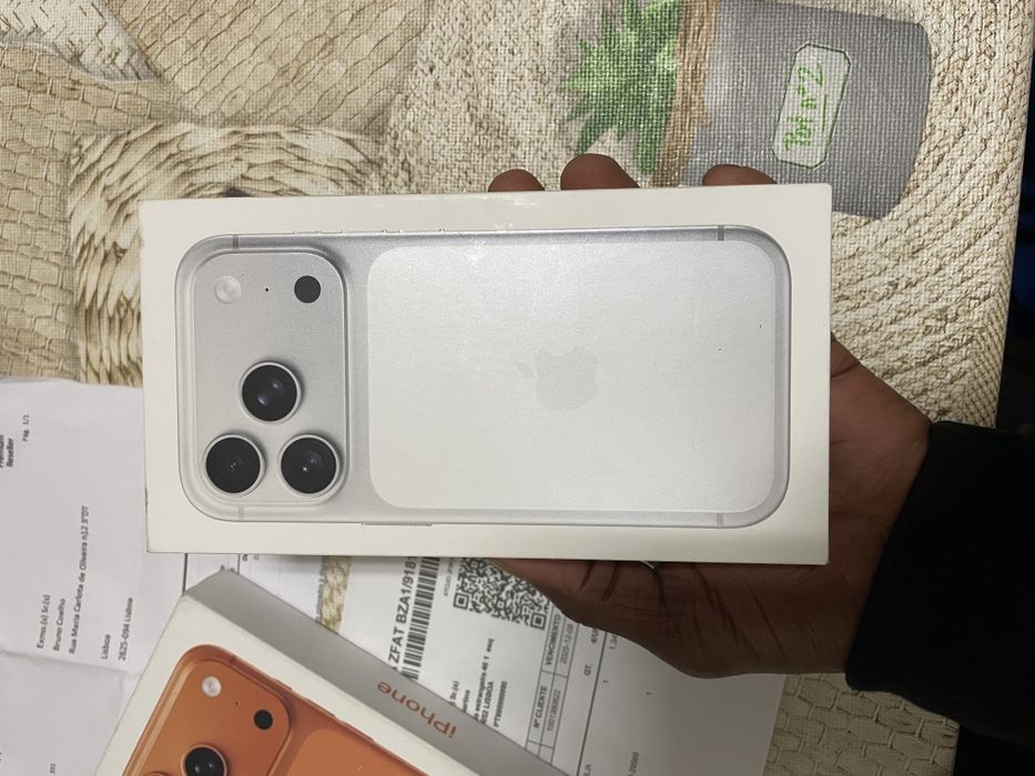 iPhone 17 pro caixa selada 256Gb , repito 17 pro, n se atrapalhem.