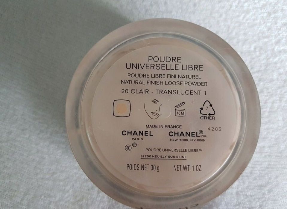 Chanel Poudre Universelle Libre Puder sypki do twarzy 20 Clair