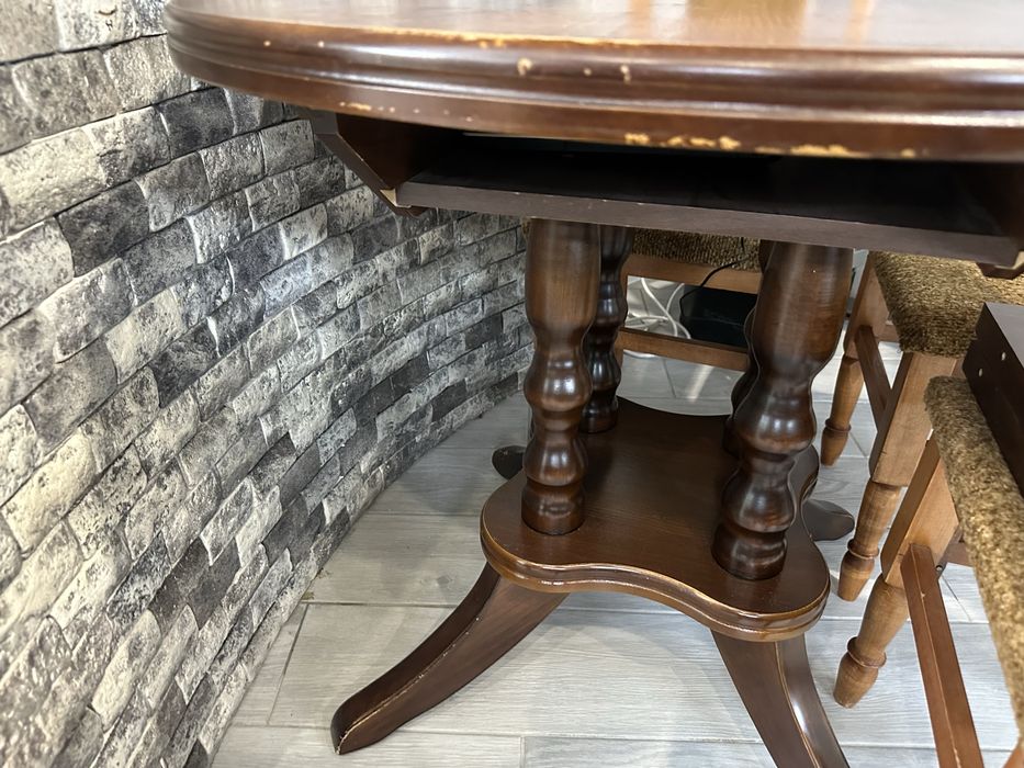 Обідній розкладний стіл + 4 стільці з масиву дуба