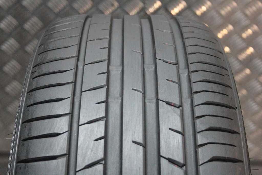 225/35/19 Toyo PROXES Sport 225/35 R19 88Y XL 2022r