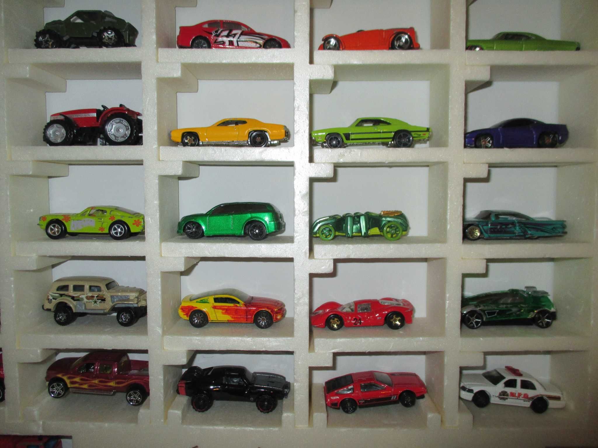 Auta Hot Wheels MEGA ZESTAW 112 szt !!!