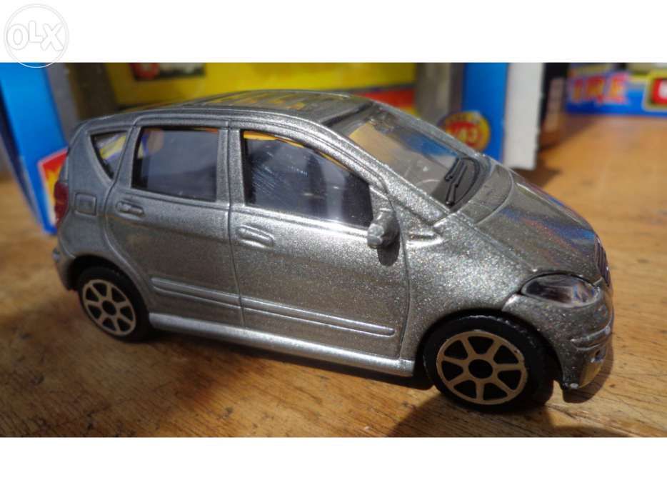 Carrinho miniatura - mercedes-benz, classe a - esc. 1/43