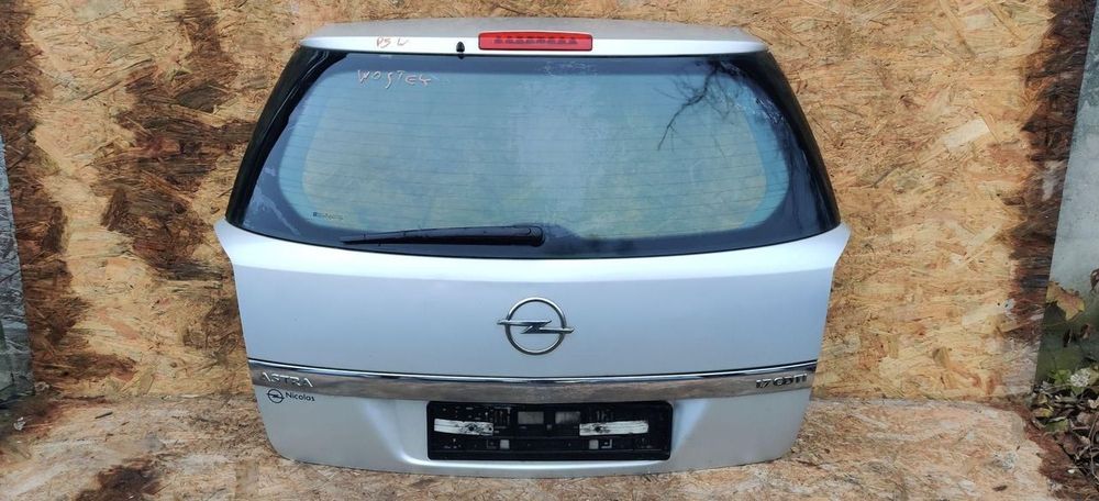 KLAPA TYLNA TYŁ POKRYWA BAGAŻNIKA OPEL ASTRA H III 3 KOMBI SREBRNA