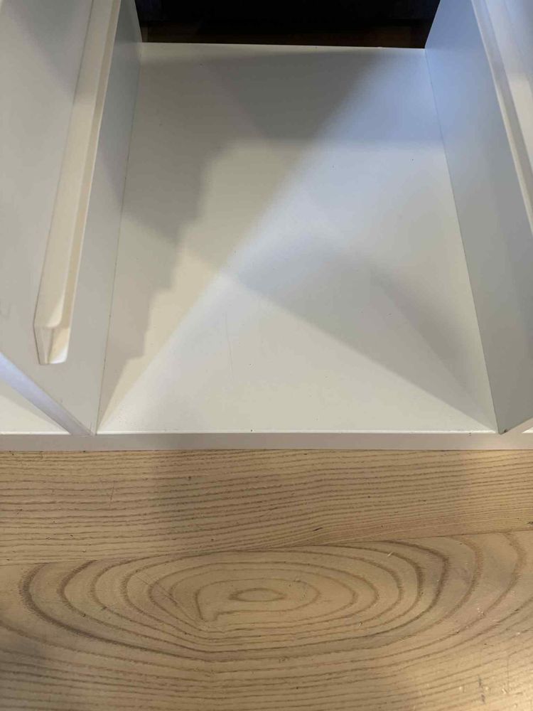 Trofast iKea regał z pojemnikami