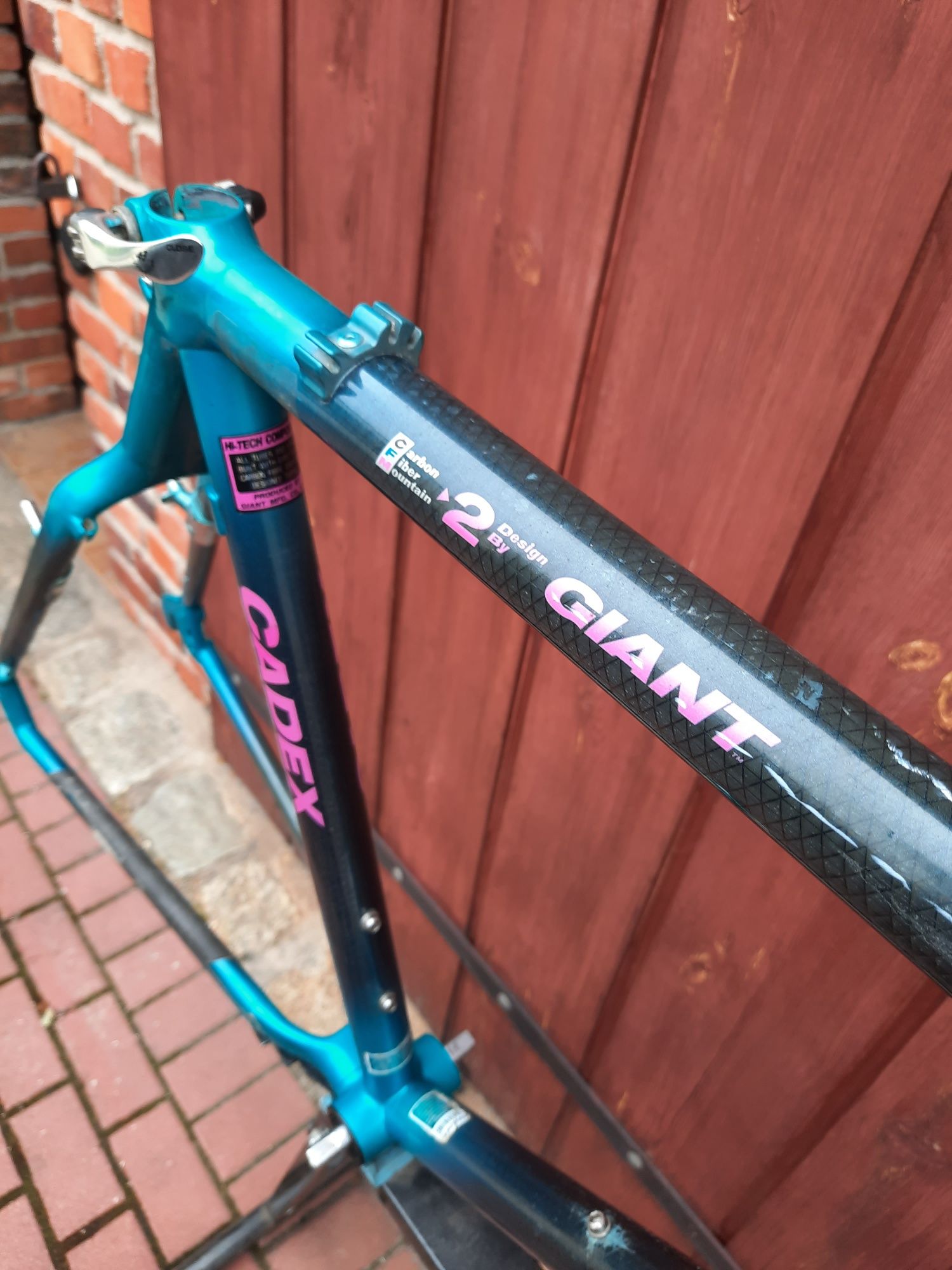 rama rowerowa GIANT CADEX cfm 2 retro mtb commuter pod 26" carbon CM5