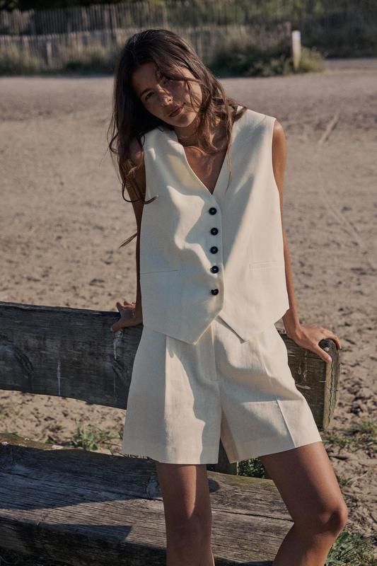 ZARA | Літні лляні шорти | S  | колір: молочний