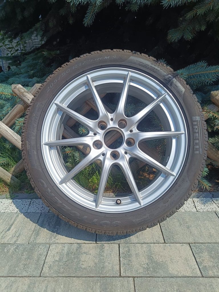 Komlet kół Mercedes w246 B klasa r17 opony zimowe