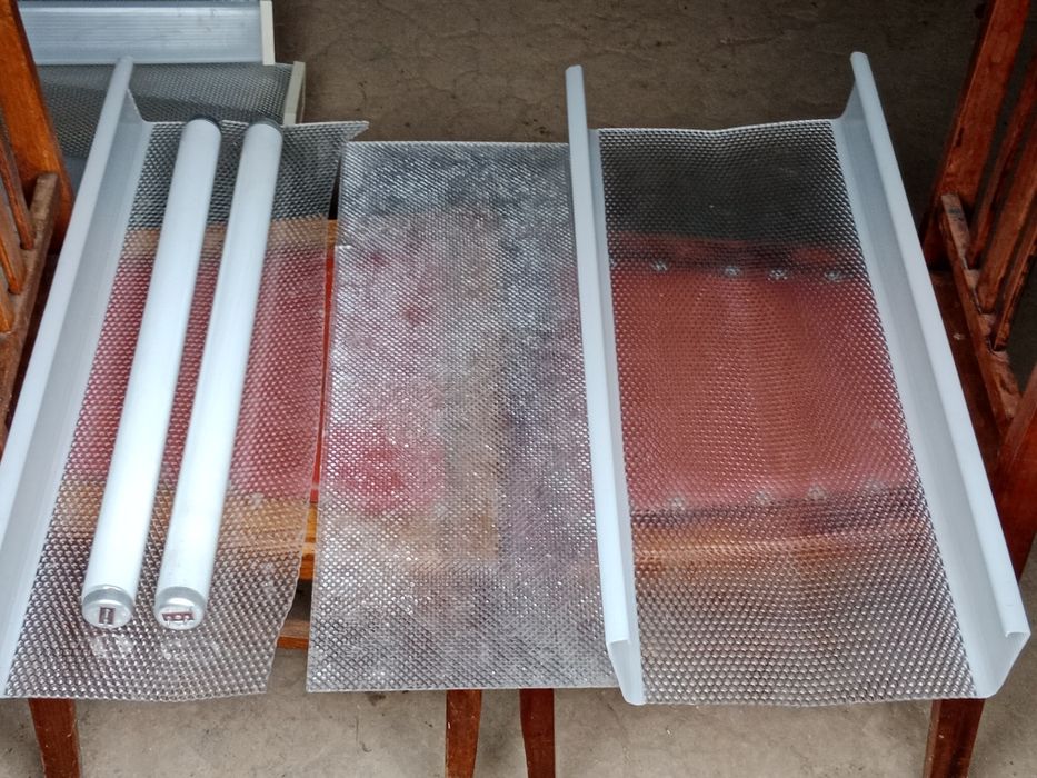 Продам плафон и лампу для  люминисцентного светильника