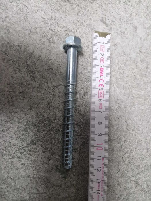 Śruby do betonu nowe