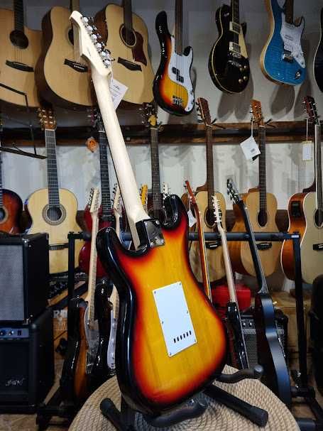 Aria STG003 gitara elektryczna STG-003 3TS typu stratocaster