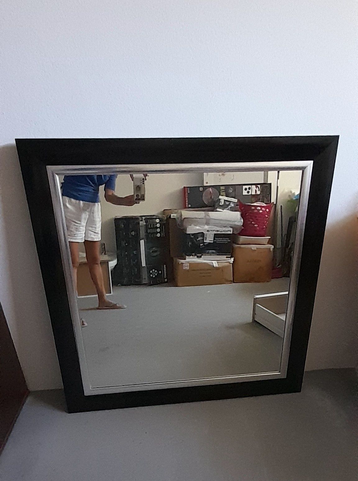 Mirror large wall size 100 x 100cm