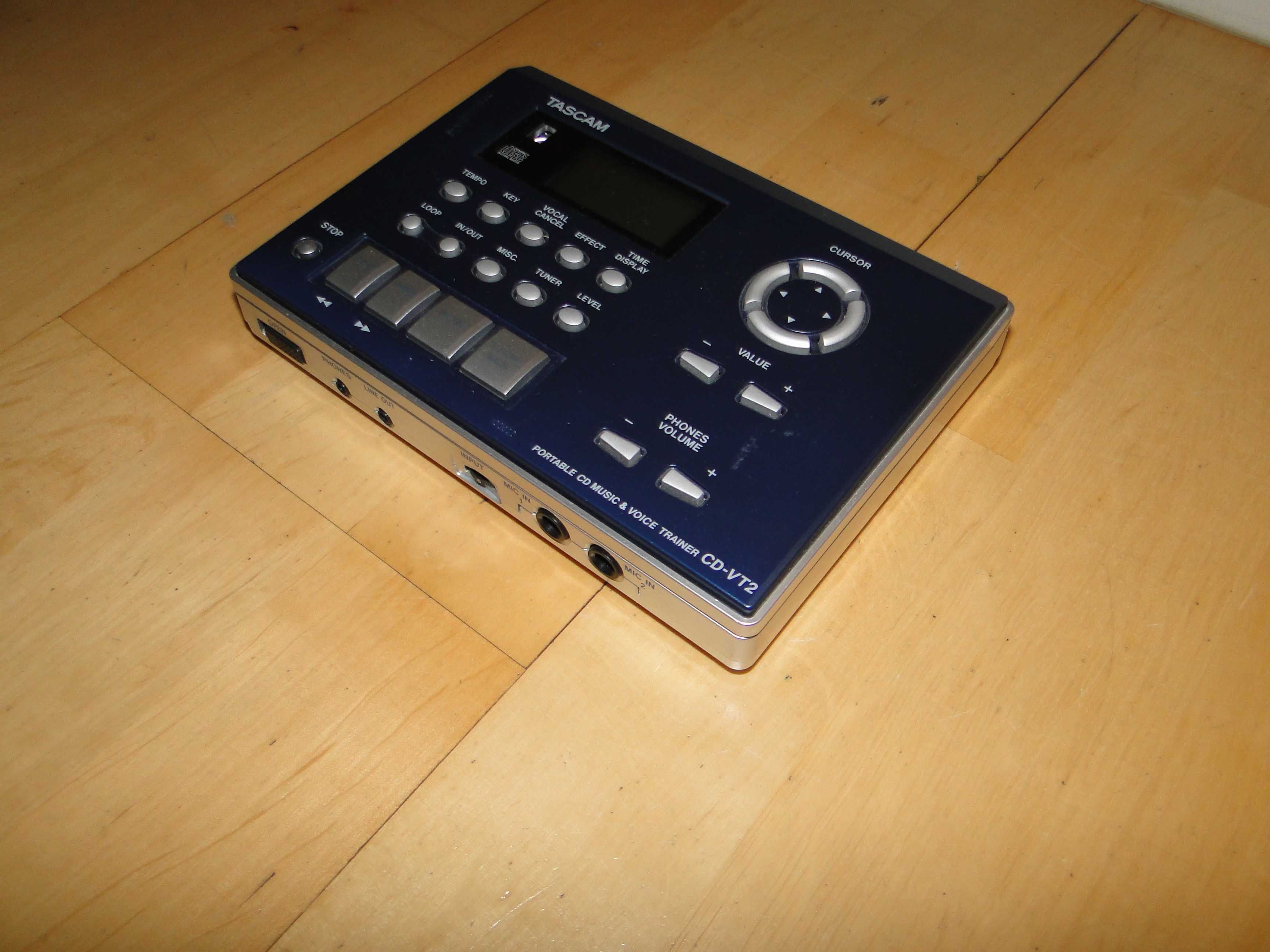 Trenażer Wokalno Instrumentalny Efekt Odtwarzacz CD TASCAM CD-VT2
