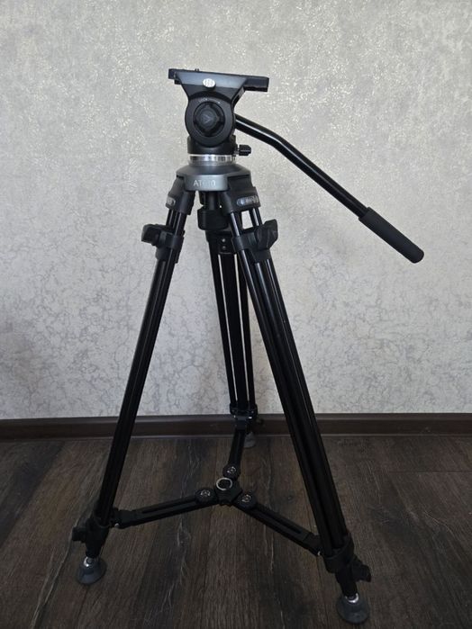 Штатив E-Image EK610 (тринога АТ610 + видеоголовка ЕН610)