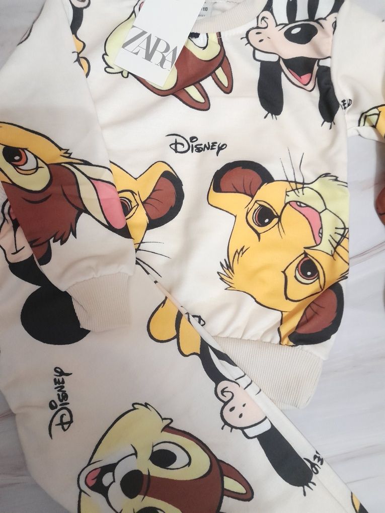 Komplet zestaw dresowy bluza spodnie Disney 5 6 lat 110