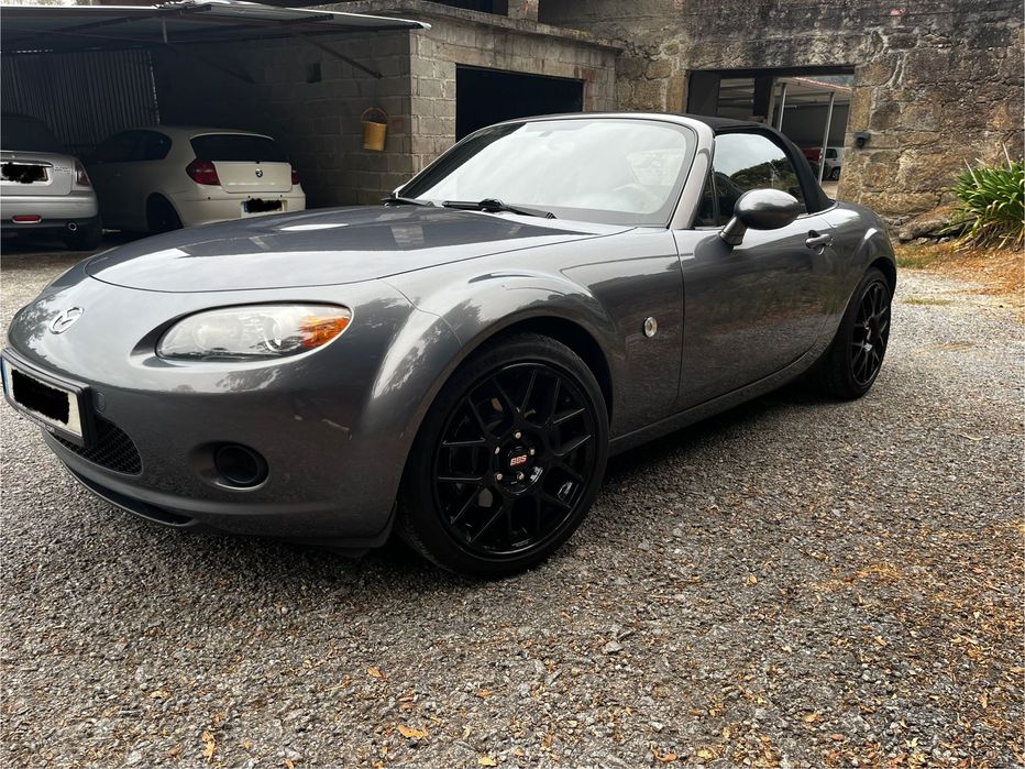 Mazda mx5  nc 2.0