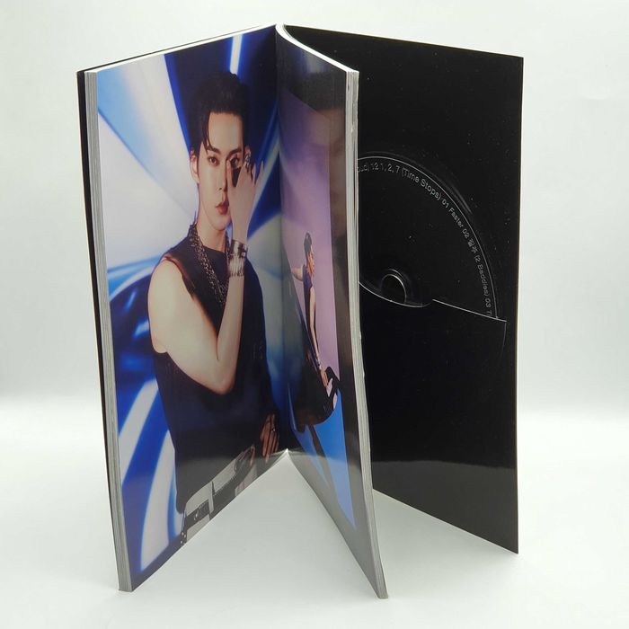 Livro + CD - NCT 127 (2 BADDIES) - DISCOGS