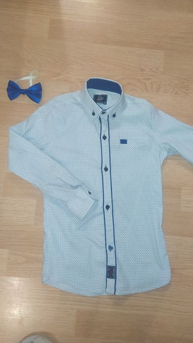 Продам детскую рубашку