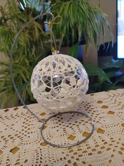 Szydełkowe kule ozdobne