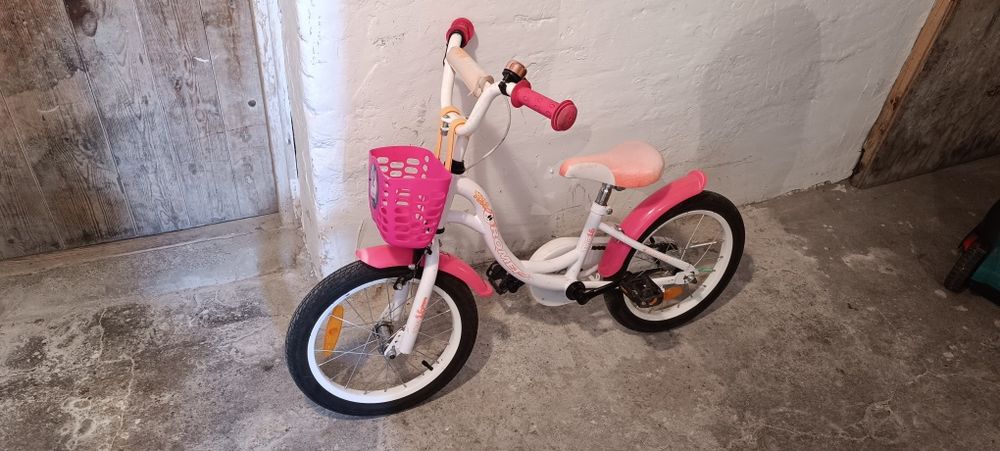 Sprzedam rowerek dla dziewczynki