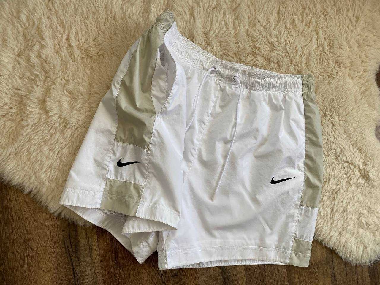 Шорти жіночі Nike Sportswear Shorts