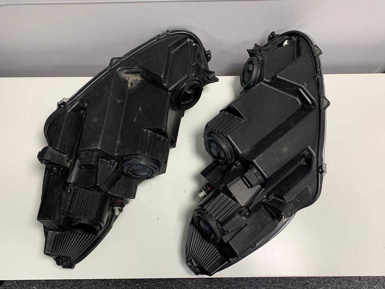 Prawa Lewa Lampa Reflektor FORD ESCAPE MK4 Led