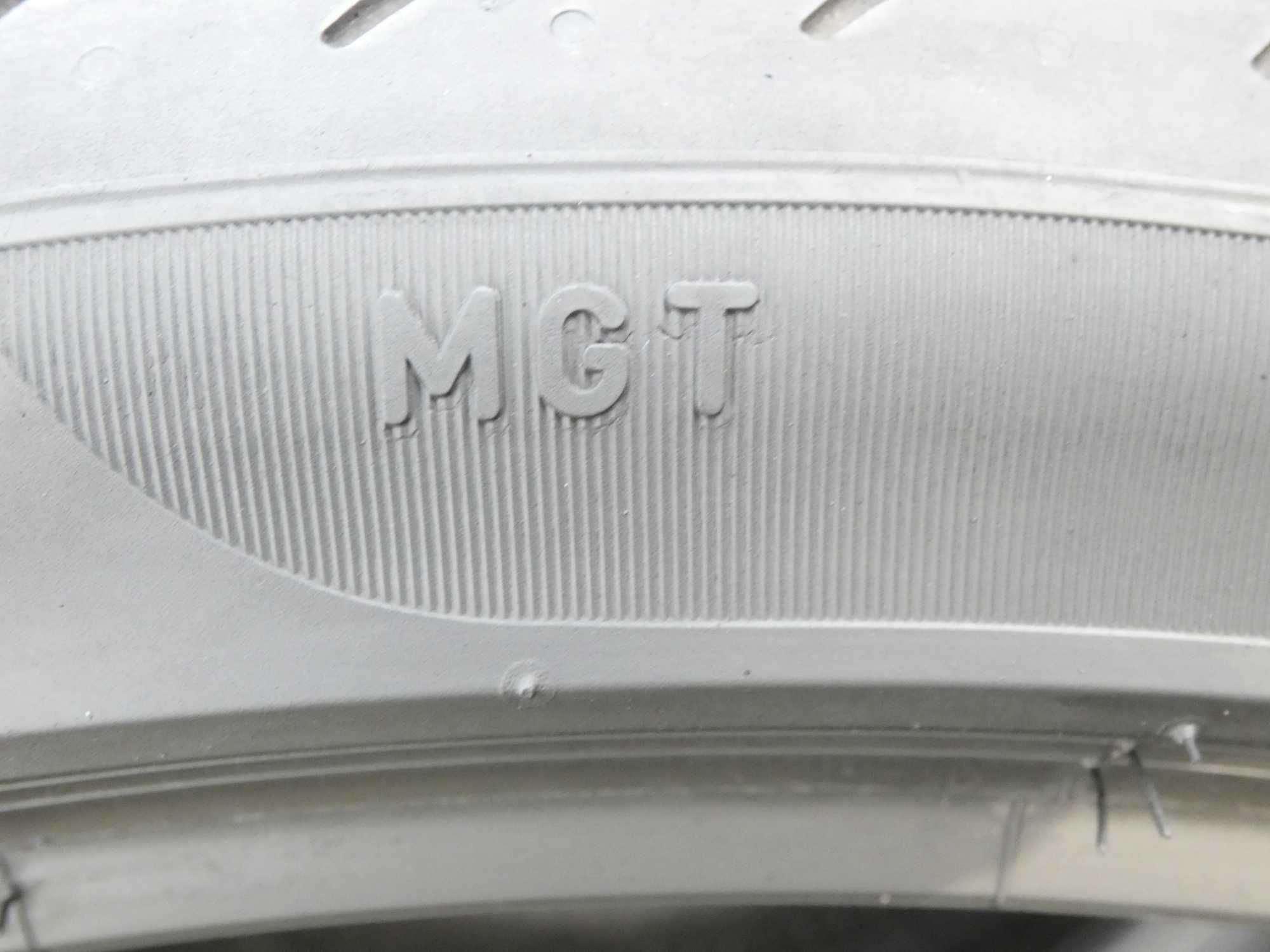 PIrelli p zero 285/30/21 100Y, homol. MGT- Maserati-Mustang, 7mm, 19r.