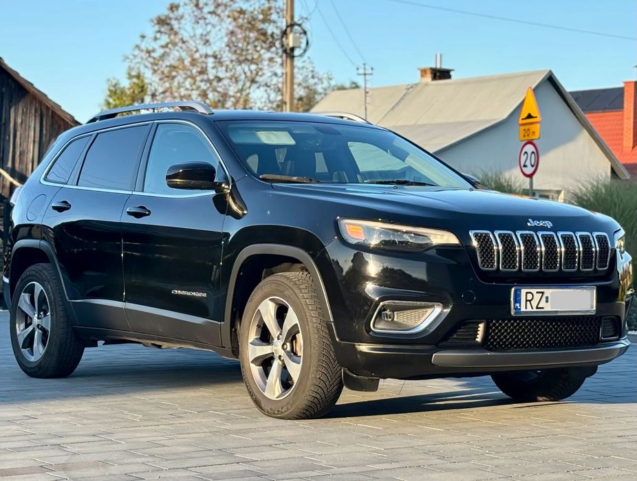 Jeep Cherokee Stan idealny , pierwszy właściciel w Polsce