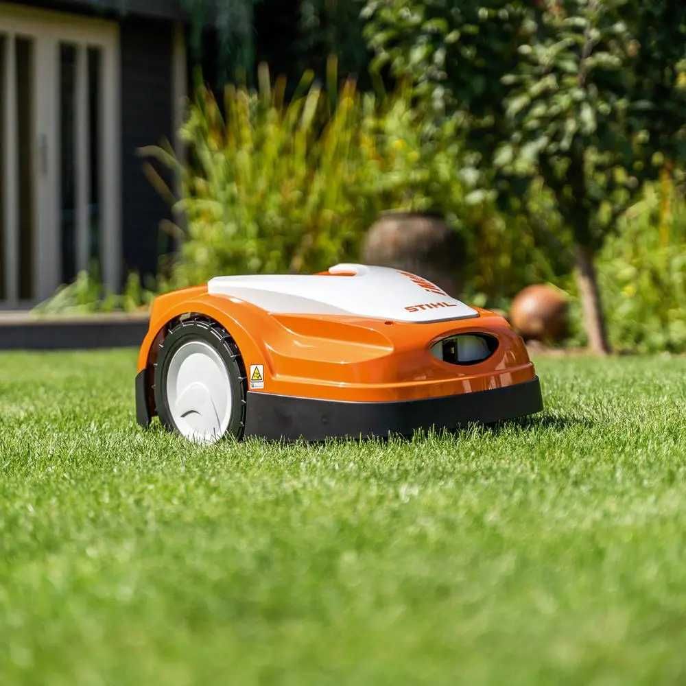 Robot koszący Stihl RMI 422.2 do arów kosiarka robot