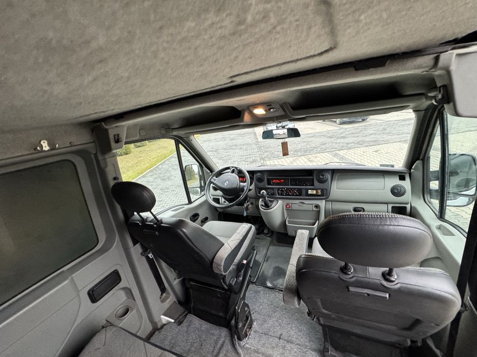 Renault Master Brygadówka 5 osób 2.5 120km 2008r Hak