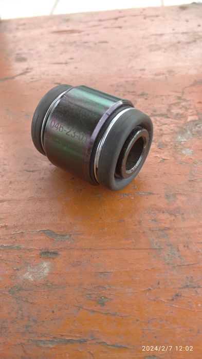 Продам салінблоки на TOYOTA