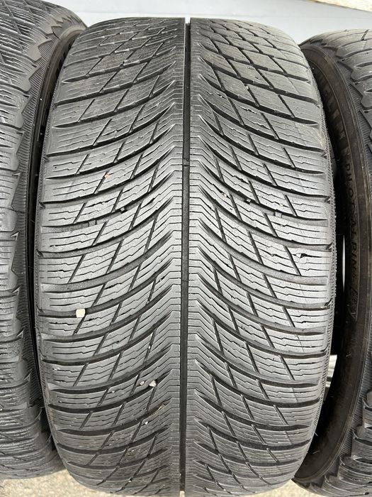 Резина зимова 225 45 r18. 245 40 r18 michelin