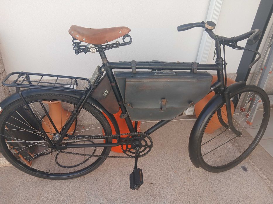 Bicicleta suica militar