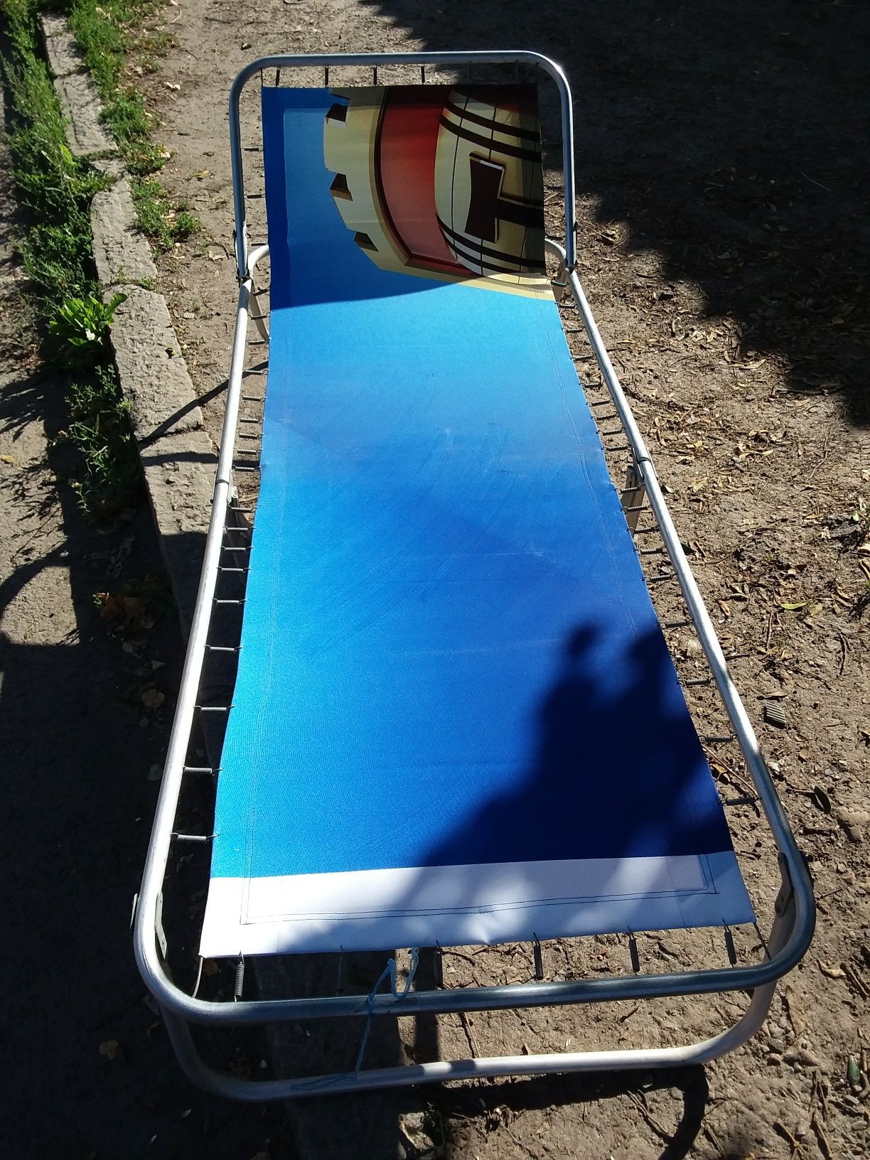 Продам советскую алюминиевую раскладушку.