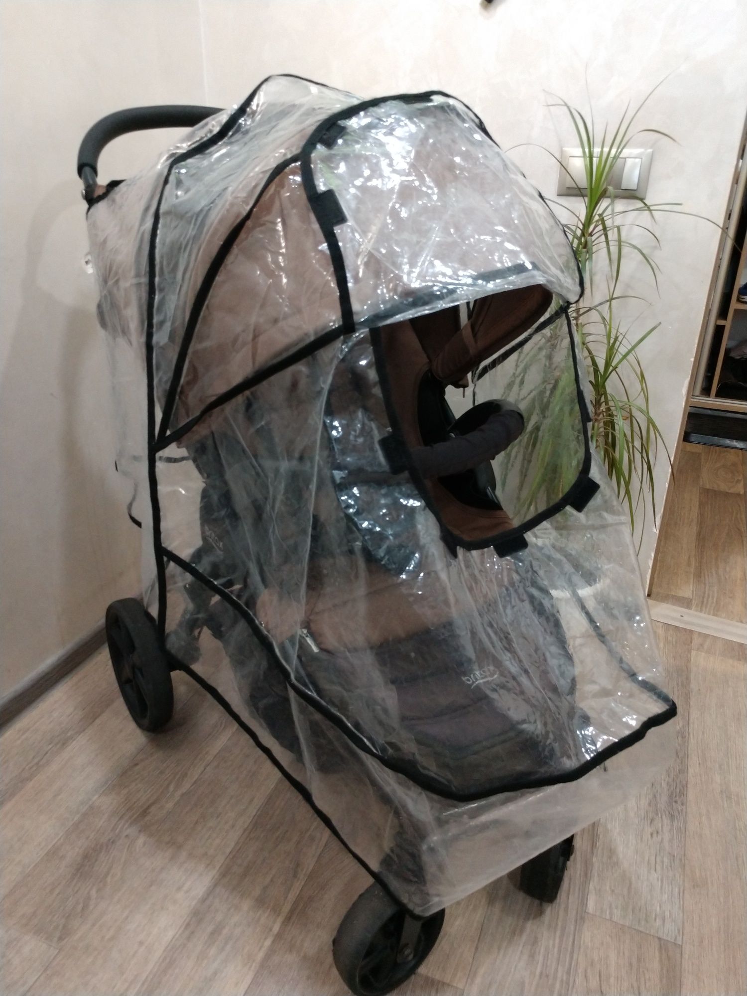 Коляска Britax b-agile + дождевик, москит сетка и муфты