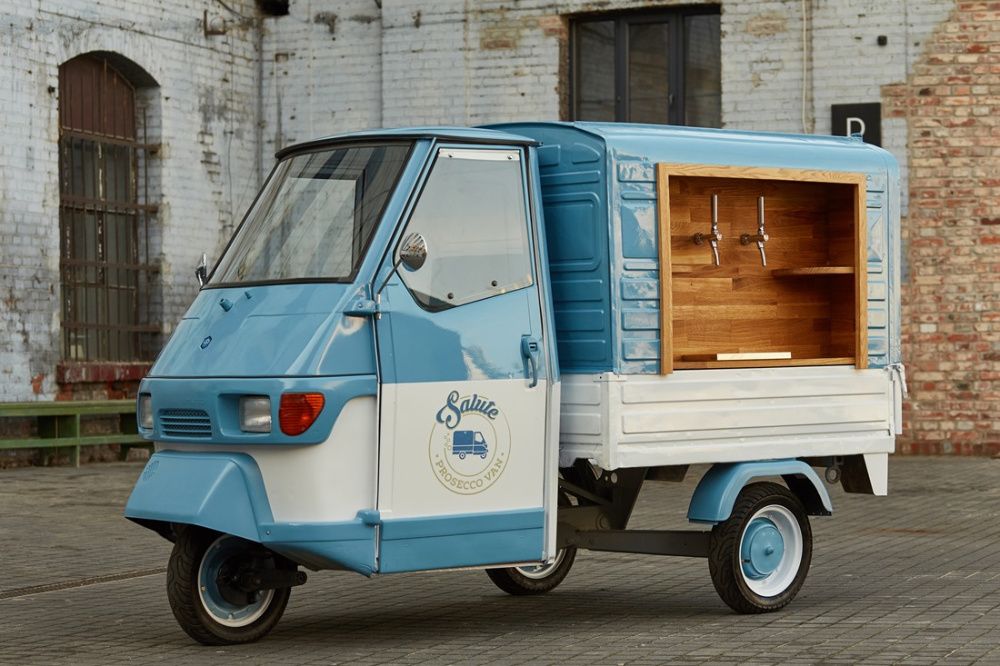 Piaggio Ape Prosecco Van