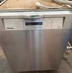 Miele zmywarka uszkodzona.G 1552 SCU