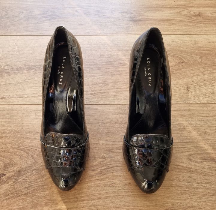 Sapatos em Pele Lola Cruz tamanho 39