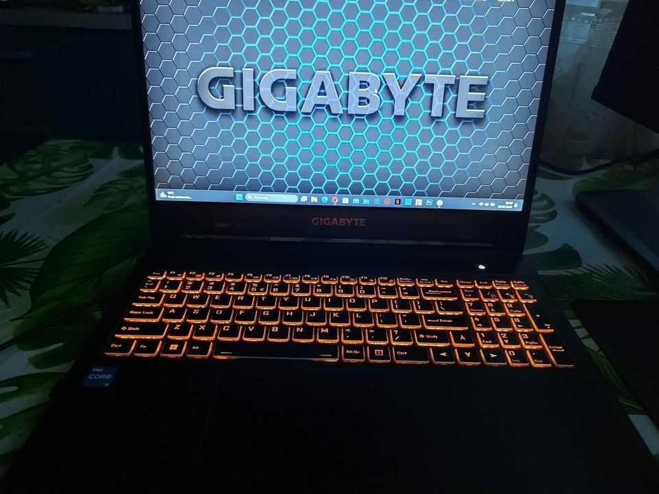 Gigabyte Gaming G5MD Core 11400H 500GB M2 RTX 3050Ti 16GB RAM 144 Hz