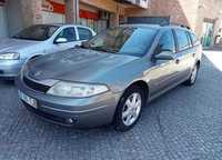 Carro Laguna renout 2002