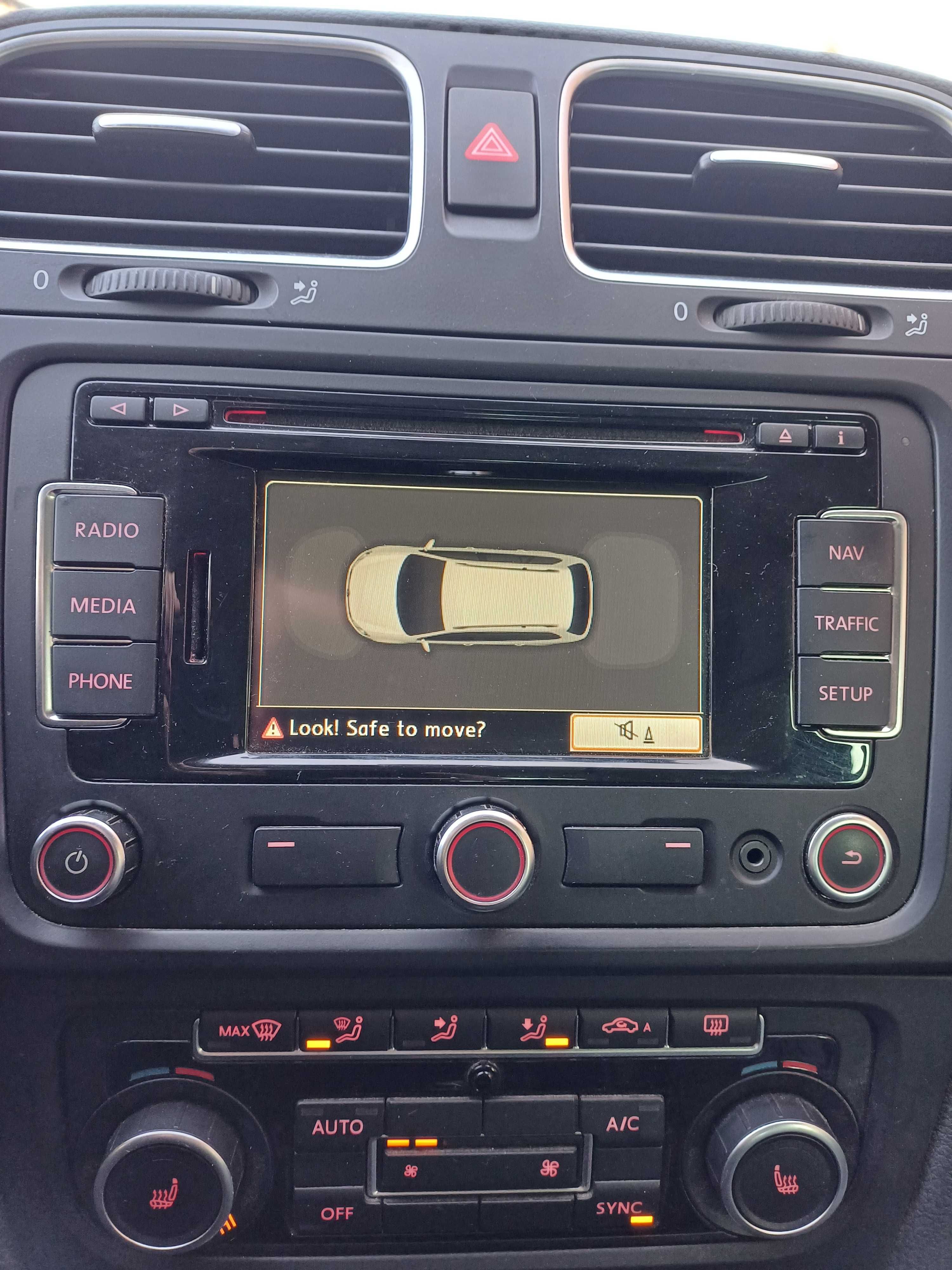 Volkswagen Golf 1.6 TDI DPF BlueMotion Technology MATCH