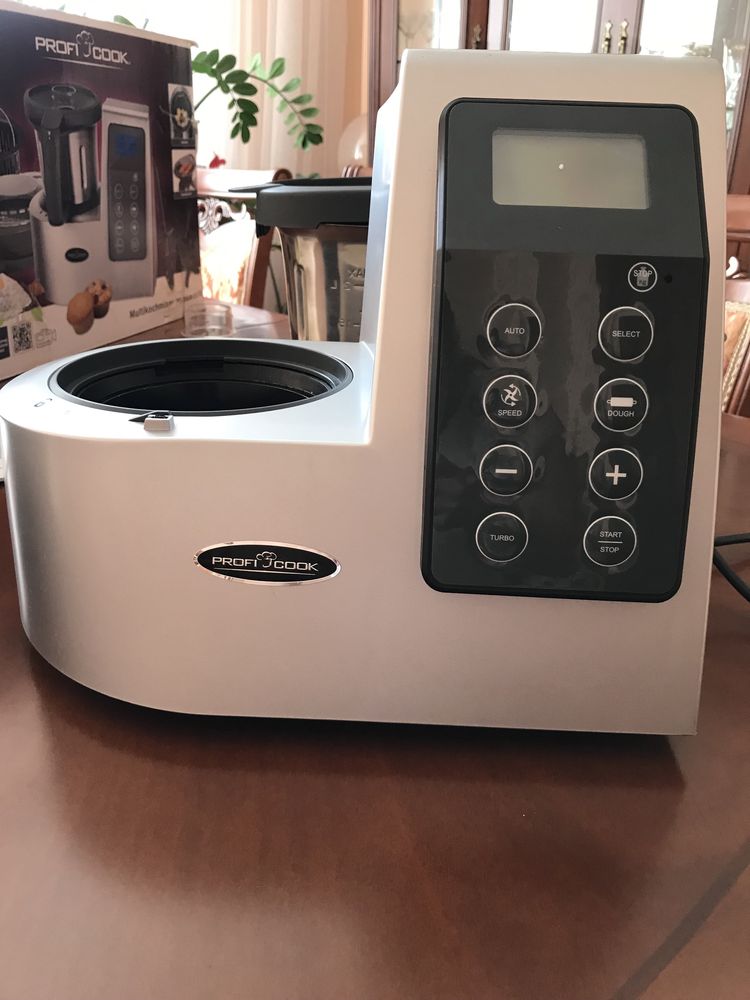 Кухонна машина PROFI COOK PC-MKM 1074