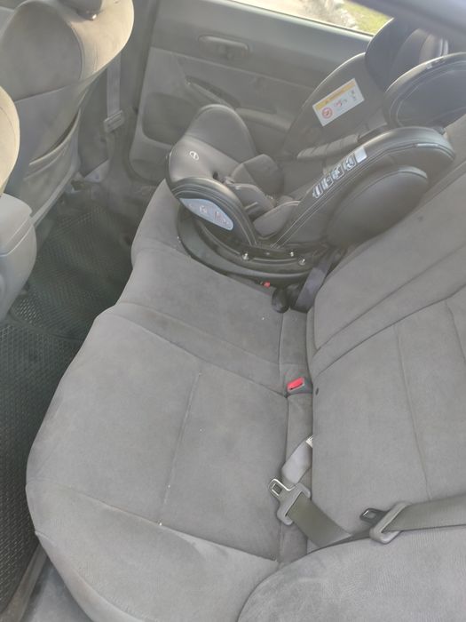 Продам Хонду Сивик 4д