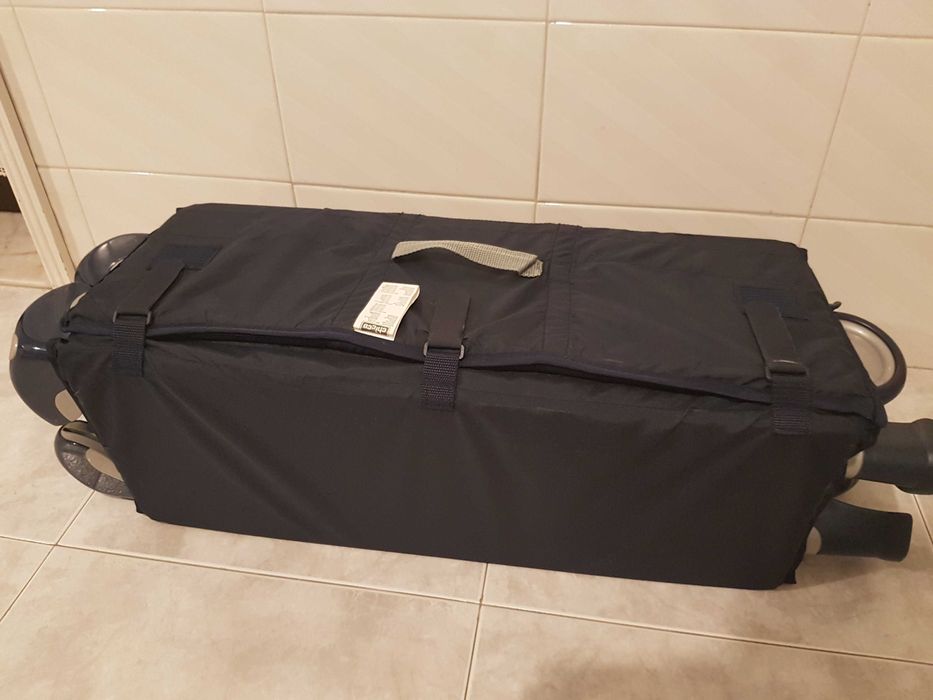 Cama de viagem Chicco com colchão ortopédico