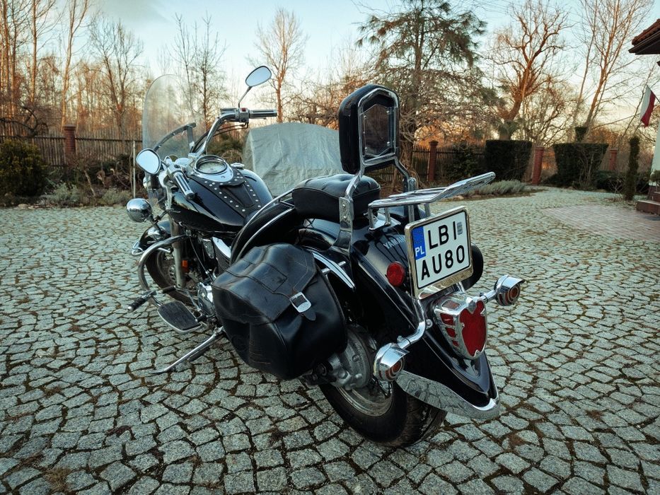 Yamaha XVS 1100 V-STAR