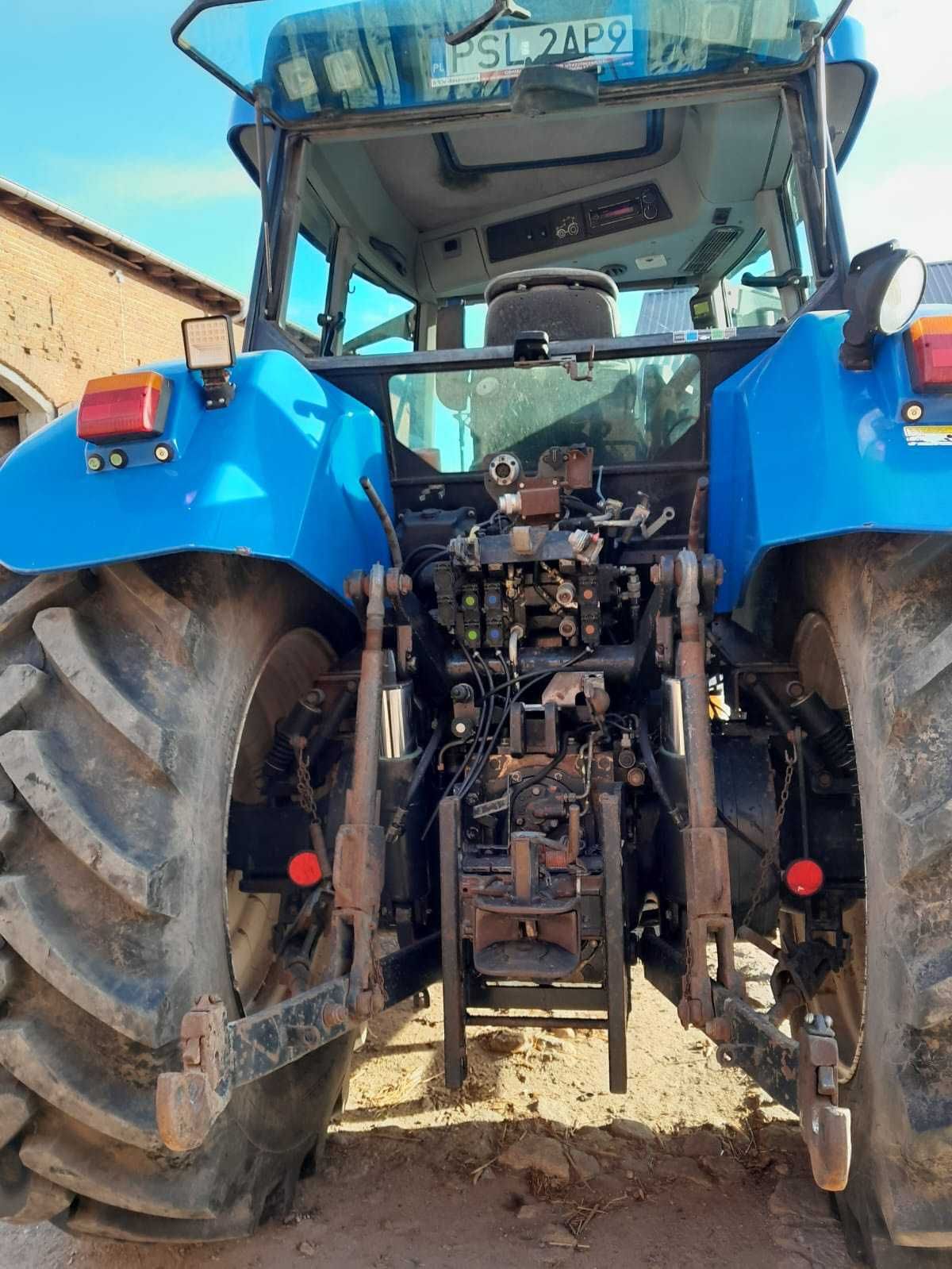 Ciągnik Rolniczy New Holland tvt155