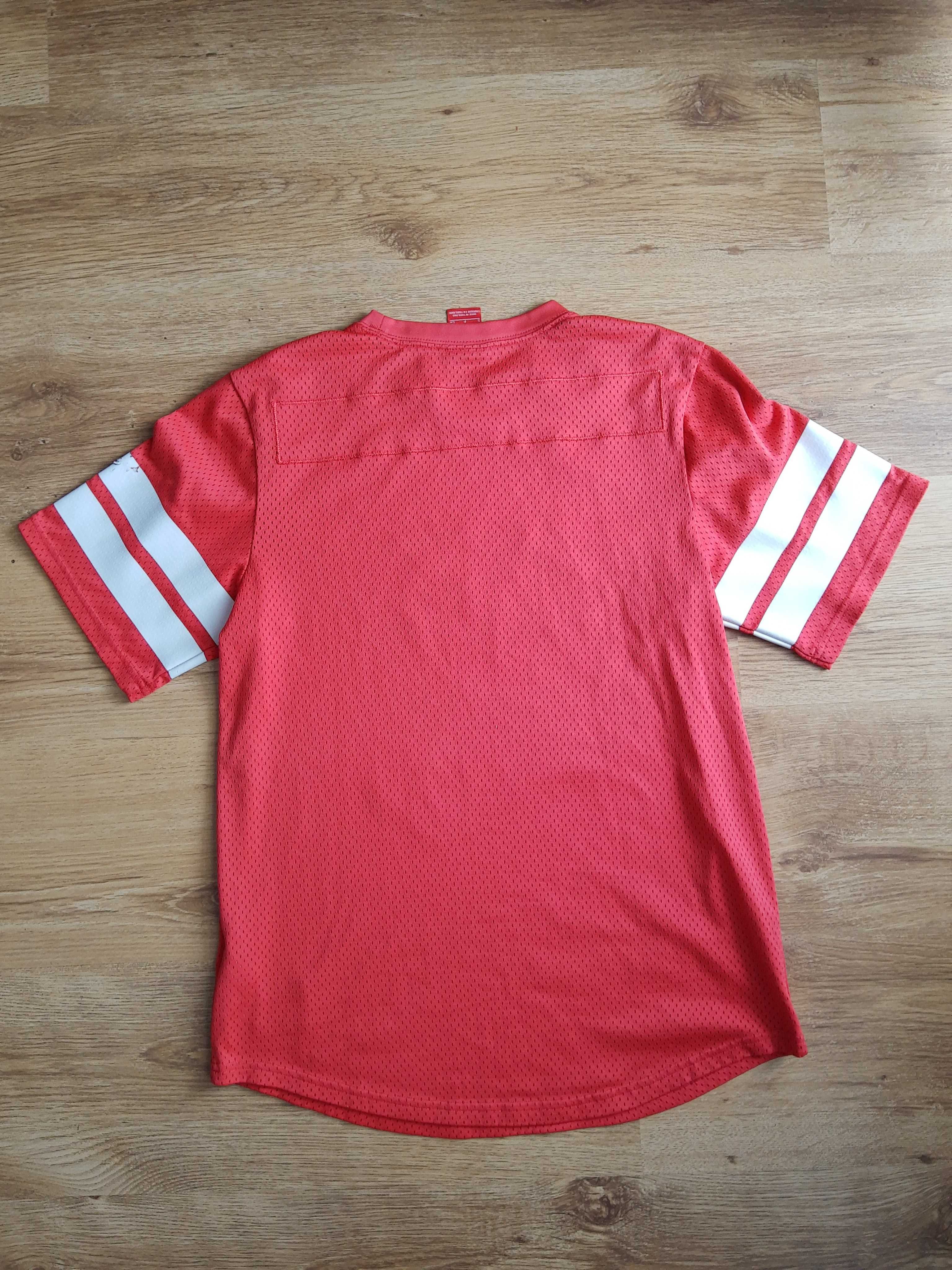 Czerwona koszulka Nike